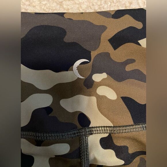 ZYIA Light Green Camo Reflective Soft N Snug Legging Mid Rise 7/8 24” Small - Picture 15 of 16